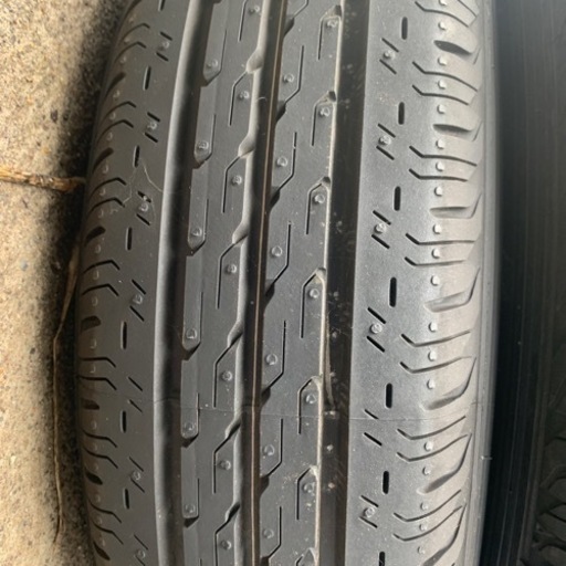ほぼ新品145/80R12 スズキ鉄ホイール付き　軽トラ　軽バン