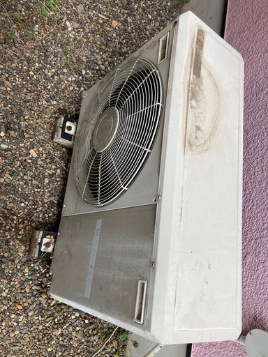 ★エアコン2台・室外機1台★