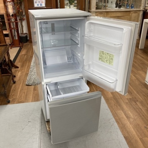 動作品 2018年製 シャープ 冷蔵庫 137L 配達設置対応(有料) つけかえ