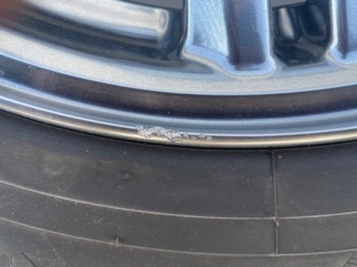 車のパーツ タイヤ、ホイール