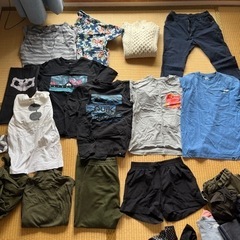 Tシャツ・セーター・ズボンなど（フリマ！）