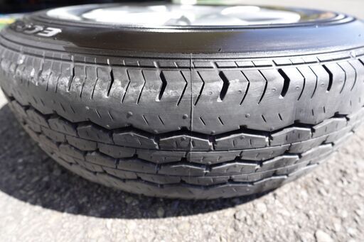 新車外し・ハイエース/ ECOPIAタイヤ+ホイール 195/80/R15 ４本【値引き相談】
