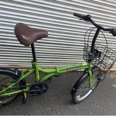 自転車 折りたたみ自転車の画像