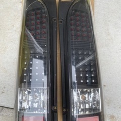 ハイエース3型テールランプ