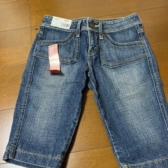 リーバイス　新品タグ付き服/ファッション ジーンズ/デニム レディースの画像