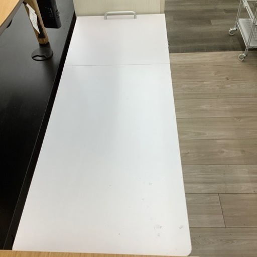 中古】寝屋川市のテーブルを格安/激安/無料であげます・譲ります 折りたたみネイルテーブルのご紹介！(トレファク寝屋川)