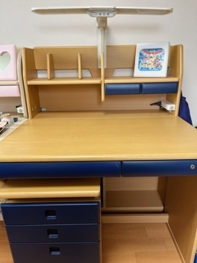 コイズミ　学習机