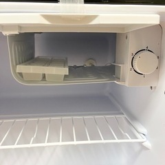 ノンフロン冷蔵庫　IRIS NRSD-4A-Bの画像