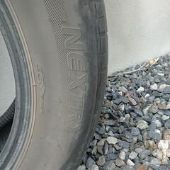  225/55 R17 サマータイヤの画像