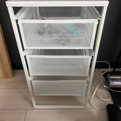 IKEAキャビネット　デスク下収納の画像