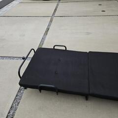 シングルベッド 折り畳み ブラックの画像