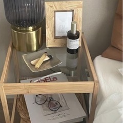 【美品】IKEAサイドテーブルの画像