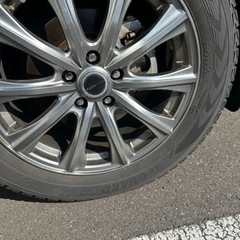 車のパーツ タイヤ、ホイール