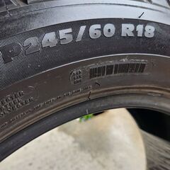タイヤ　エクスプローラー　245/60r18　245/60R18　ミシュランの画像