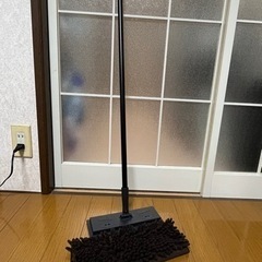 クイックルワイパーモップ付き