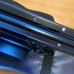 譜面台とメトロノームの画像