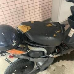 決定済本日限定　v50 ワンツー125ccのエンジン乗ってます