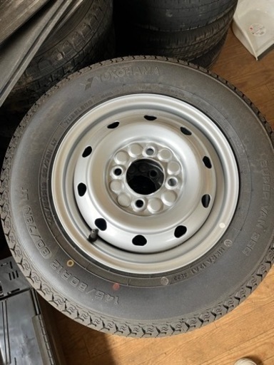 新品ヨコハマタイヤ、新品ホイール145/80R12