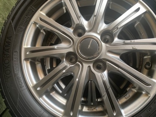 《取引終了》軽四自動車用ホイール付きスタッドレスタイヤ