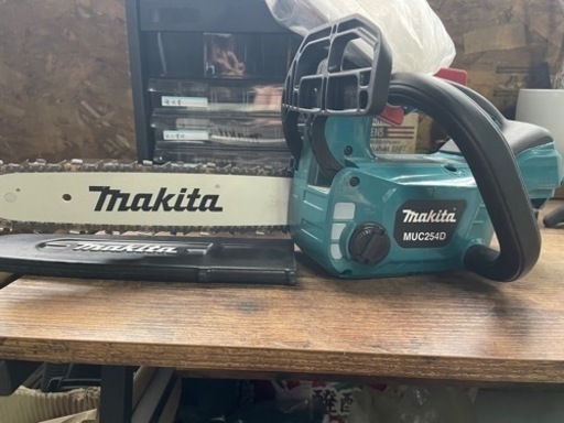 【未使用】makita 18vチェンソー