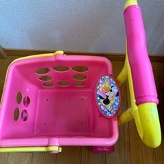 ミニーマウスショッピングカートの画像