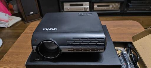 最終値下げしました。4K対応プロジェクター　更に20%オフしました。