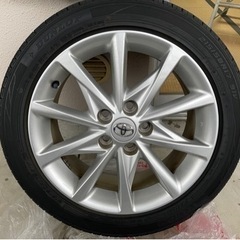 車のパーツ タイヤ、ホイール