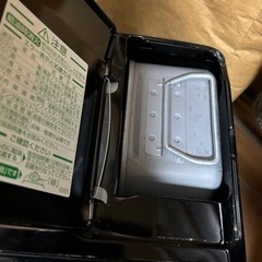 ダイニチ DAINICHI FW-2514NE-K [石油暖房 家庭用石油ファンヒーター NEタイプ （木造：7畳、コンクリート：9畳） タンク3.5L ピアノブラック 2014年製の画像