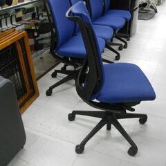 複数在庫 訳アリ OKAMURA オフィスチェア CWG6ZA ヴィスコンテ 布張り ブルー 青 オカムラ OAチェア 事務所 苫小牧西店の画像