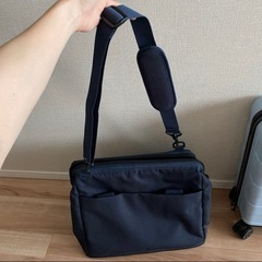 無印　 荷物の量で広げられる　撥水　ボストンリュック ネイビーの画像