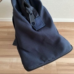 無印　 荷物の量で広げられる　撥水　ボストンリュック ネイビーの画像