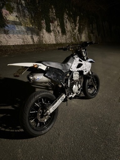 Dトラッカー250 モタード