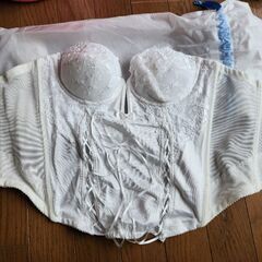 bloom  マタニティビスチェとフレアパンツセットの画像