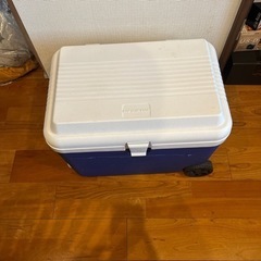 【受け渡し予定者あり】キャンプ　防災　クーラーボックスの画像