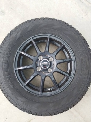 車のパーツ タイヤ、ホイール