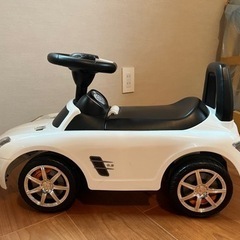メルセデスベンツ　子供用車の画像