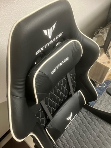 【取引中】【5/1値下げ】【美品】Gxtrace ゲーミングチェア