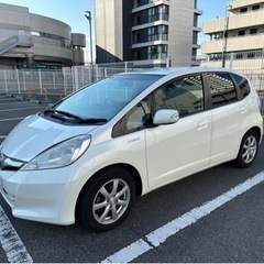 フィットハイブリッド　車検24年7月末まで