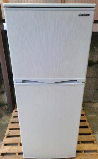 アビテックス　冷凍冷蔵庫　138L　縦縞模様