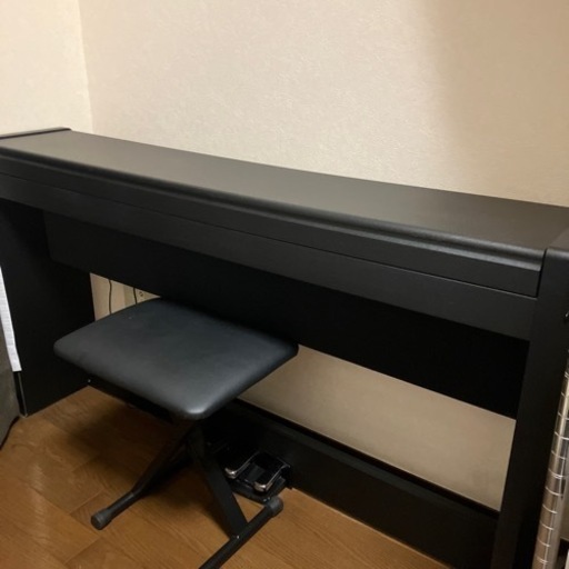 KORG 電子ピアノ  20000円 イス・説明書あり