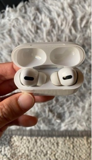 AirPods Pro【ケースカバー付き】