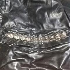 メタル風リュック