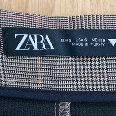 ZARA スコート　スカンツの画像