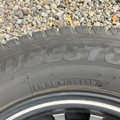 キーラー　ウェッズアドベンチャー　195/80r15 スタッドレス付きアルミホイールの画像