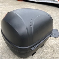 【取引中】バイク　リアボックス　30Lくらいの画像