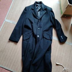 女性用フォーマル冠婚葬祭黒・冬のコートもありの画像