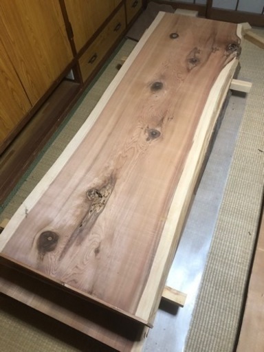 大特価 無垢 秋田杉 一枚板 テーブル、カウンターテーブル等に