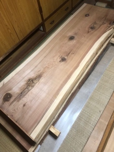 大特価 無垢 秋田杉 一枚板 テーブル、カウンターテーブル等に