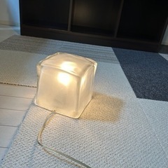 最速の方にお渡しします【無料】氷みたいな間接照明の画像