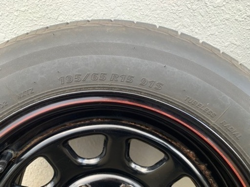 車のパーツ タイヤ、ホイール